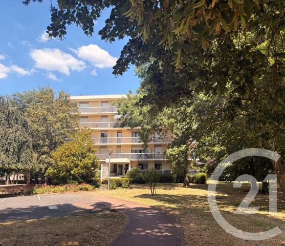 Appartement F3 à vendre  3 pièces - 62,73 m 2   BRUNOY  - 91