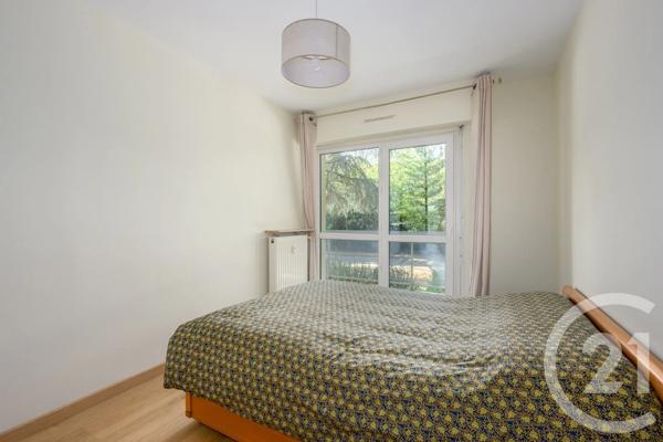 Appartement F3 à vendre  3 pièces - 62,73 m 2   BRUNOY  - 91
