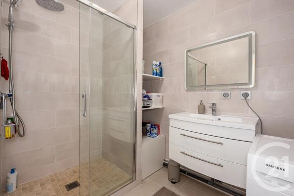Appartement F3 à vendre  3 pièces - 62,73 m 2   BRUNOY  - 91