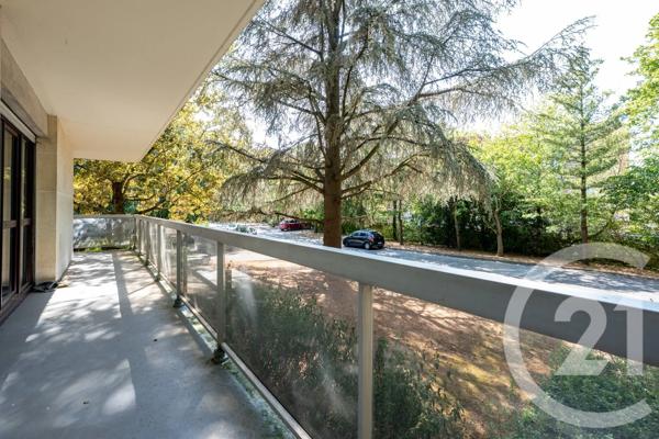 Appartement F3 à vendre  3 pièces - 62,73 m 2   BRUNOY  - 91