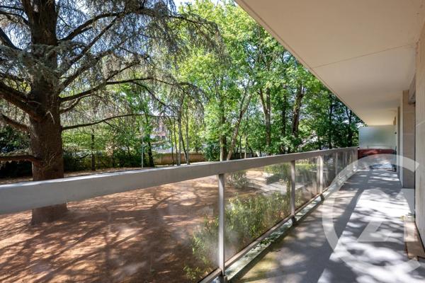 Appartement F3 à vendre  3 pièces - 62,73 m 2   BRUNOY  - 91