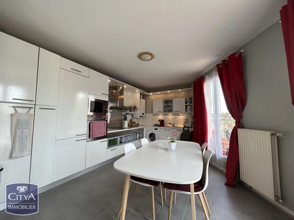 Appartement à vendre 5 pièces 125m² Corbeil-Essonnes (91100)