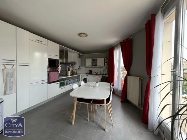Appartement à vendre 5 pièces 125m² Corbeil-Essonnes (91100)