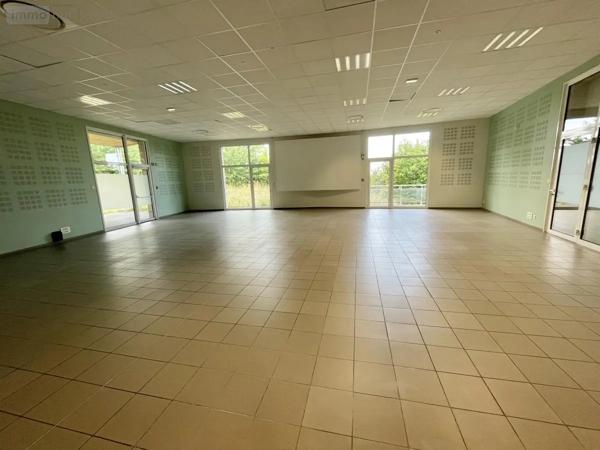 Achat - Fonds et/ou murs commerciaux Cormontreuil 51350 1053 m 2 4564 m 2