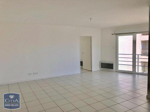 Appartement à louer 4 pièces 77.35m²