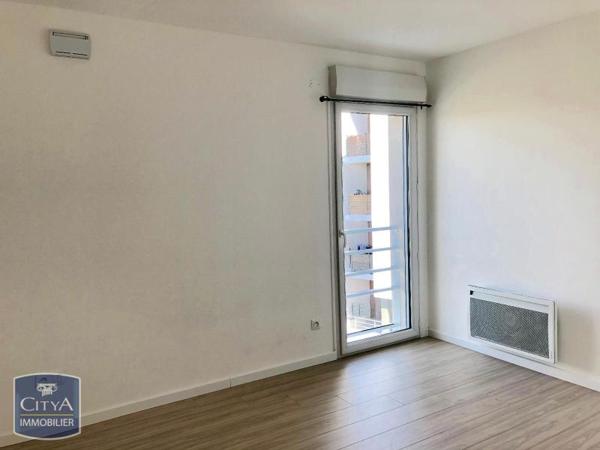 Appartement à louer 4 pièces 77.35m²