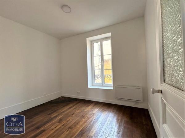 Appartement à louer 3 pièces 56.87m² Corbeil-Essonnes (91100)