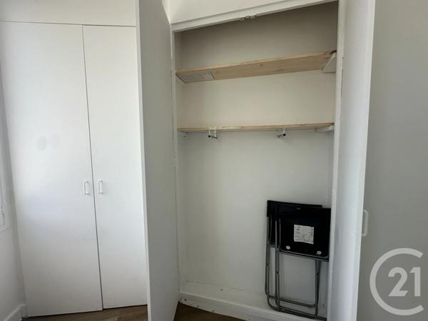 Immeuble à vendre  100 m 2   LE PETIT QUEVILLY  - 76