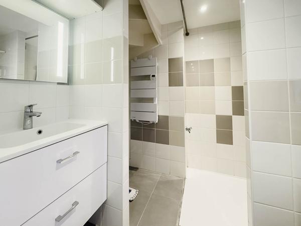 29680 ROSCOFF Roscoff, maison meublée deux chambres...