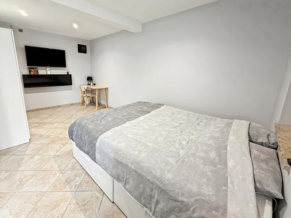 Saint Etienne du Rouvray centre Maison 6 pièces + studio - 129 M2