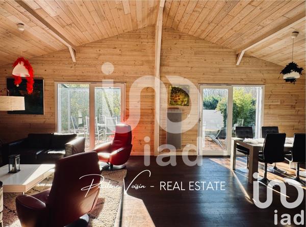 Maison 4 pièces de 132 m² à Saint-Aubin-de-Médoc (33160)