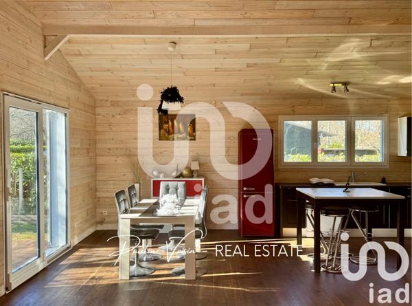 Maison 4 pièces de 132 m² à Saint-Aubin-de-Médoc (33160)