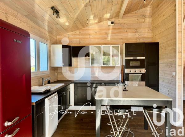 Maison 4 pièces de 132 m² à Saint-Aubin-de-Médoc (33160)