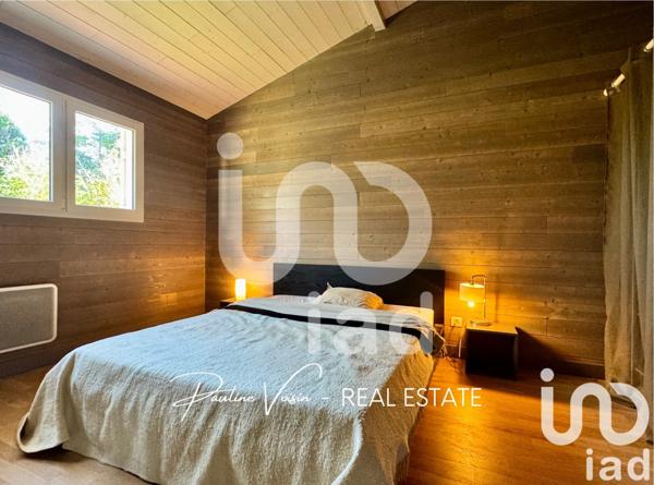 Maison 4 pièces de 132 m² à Saint-Aubin-de-Médoc (33160)