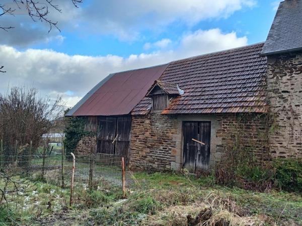 Maison à vendre à Saint-Hilaire-du-Harcouët dans la Manche (50600), ref : 50079-338