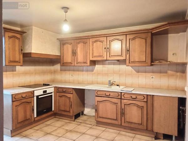 Maison à vendre à Saint-Hilaire-du-Harcouët dans la Manche (50600), ref : 50079-338