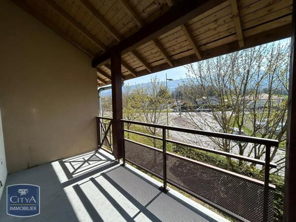 Appartement à louer 2 pièces 56.34m²