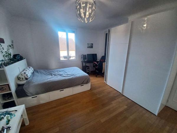 PROPRIETE - MAISON DE MAITRE L'AIGLE 12 pièce(s) 285 m2 avec piscine couverte