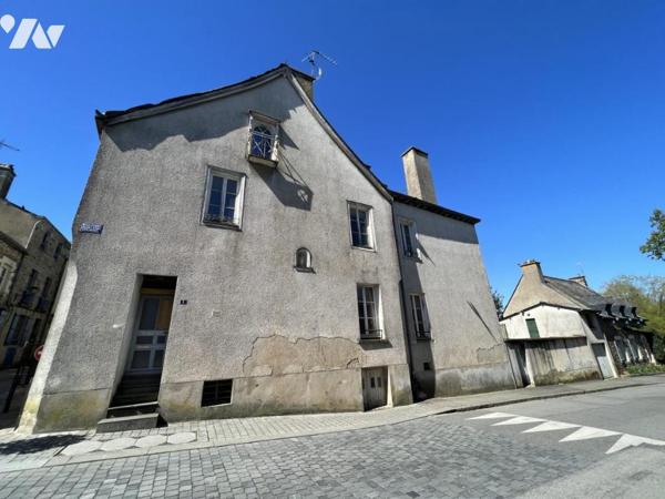 MAISON DE BOURG A VENDRE