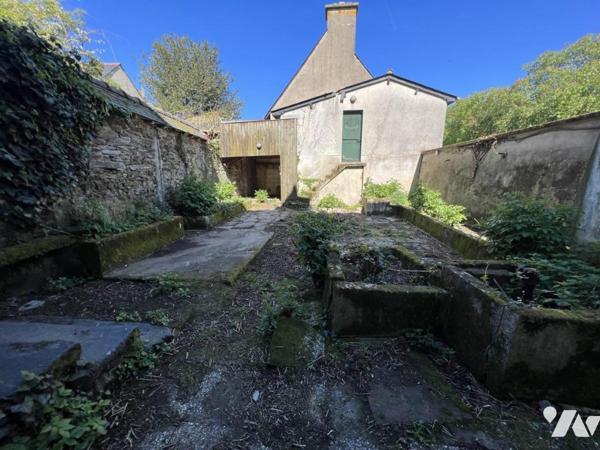 MAISON DE BOURG A VENDRE