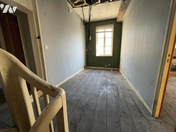 MAISON DE BOURG A VENDRE