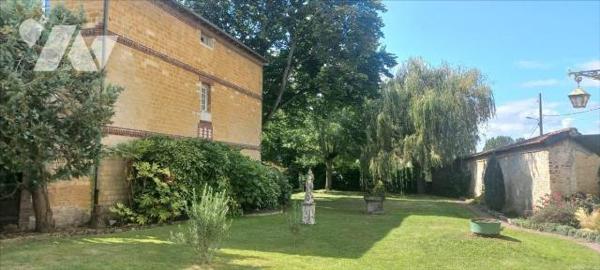 ST PIERRE SUR DIVES-CENTRE VILLE