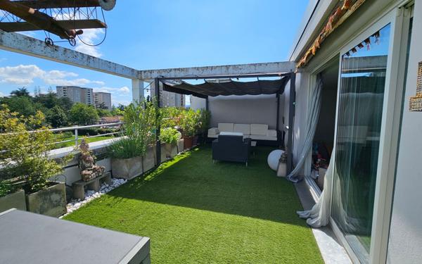 Appartement à vendre    3 pièces • 129,50 m2 Champagne-au-Mont-d'Or