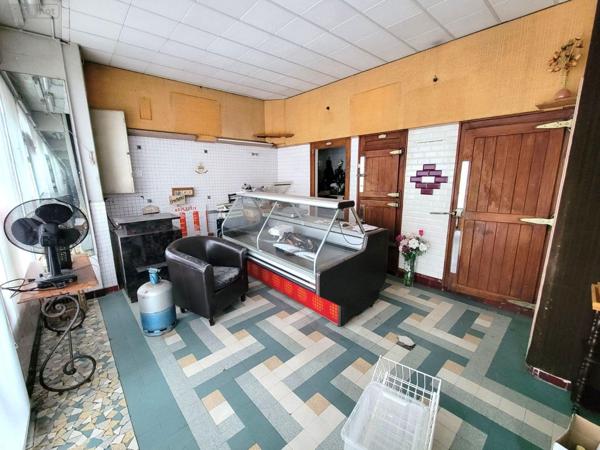 Local mixte (Professionnel/Habitation) à vendre à Châteaudun dans l'Eure-et-Loir (28200), ref : RC/925   
Centre-ville