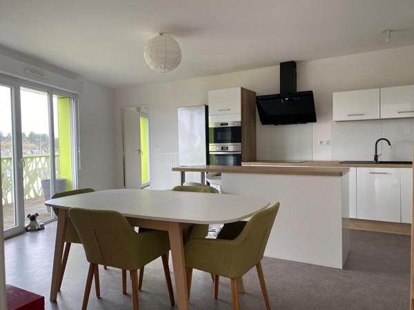 centre Saint Avé Appartement 4 pièce(s) 75 m2 /garage Terrasse 19 m2