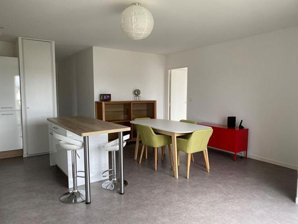 centre Saint Avé Appartement 4 pièce(s) 75 m2 /garage Terrasse 19 m2