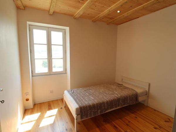 Corps de ferme Bongheat 5 pièces +/-95 m2 + 6 ha de terrain environs