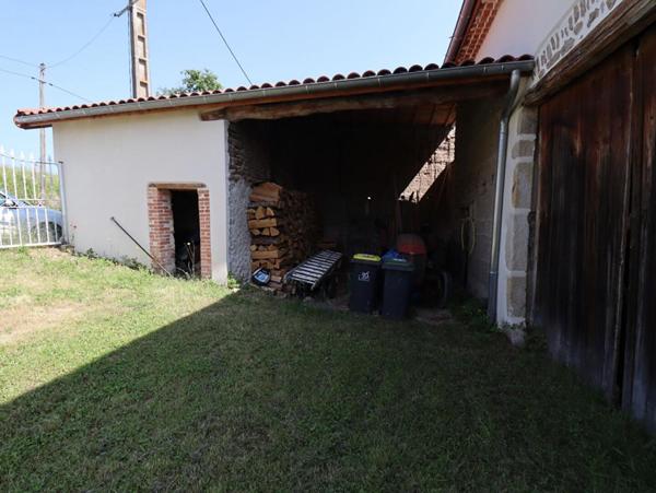 Corps de ferme Bongheat 5 pièces +/-95 m2 + 6 ha de terrain environs