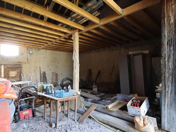 Corps de ferme Bongheat 5 pièces +/-95 m2 + 6 ha de terrain environs