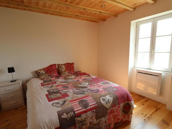 Corps de ferme Bongheat 5 pièces +/-95 m2 + 6 ha de terrain environs