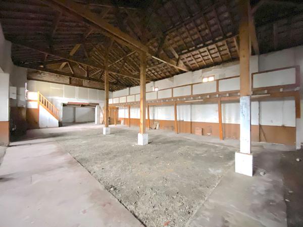 Garage / Hangar Gujan Mestras 33470