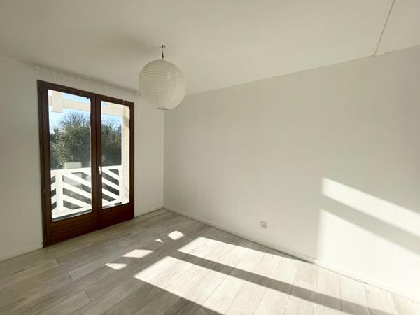 PESSAC -Haut Leveque - Maison à étage - 100m2 - 3ch - Jardin - Garage