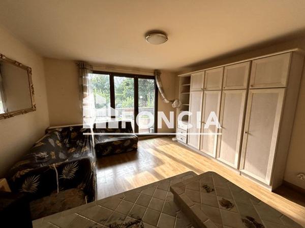À vendre Studio 30 m² - Ferney-voltaire 01210
