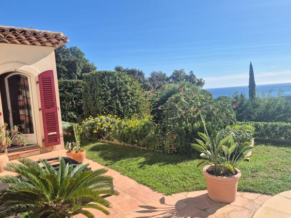Maison à vendre  6 pièces - 155 m2 LA CROIX VALMER - 83