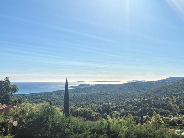 Maison à vendre  6 pièces - 155 m2 LA CROIX VALMER - 83
