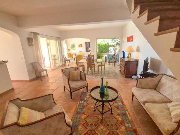 Maison à vendre  6 pièces - 155 m2 LA CROIX VALMER - 83