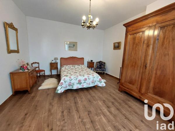 Maison à vendre 7 pièces 208 m² Pineuilh