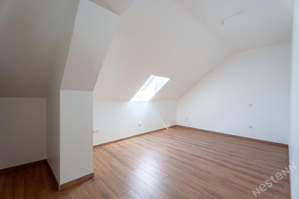 Maison entièrement rénovée 5 pièces - 146m²  - à vendre Saint-Marcel - 360 000 €