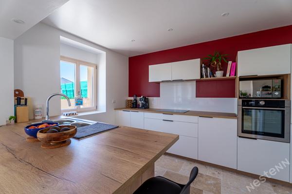 Maison entièrement rénovée 5 pièces - 146m²  - à vendre Saint-Marcel - 360 000 €
