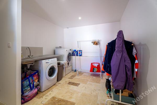 Maison entièrement rénovée 5 pièces - 146m²  - à vendre Saint-Marcel - 360 000 €