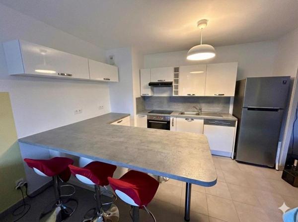 Appartement à ROQUEBRUNE-SUR-ARGENS, 83520 - 3 pièces 58m²