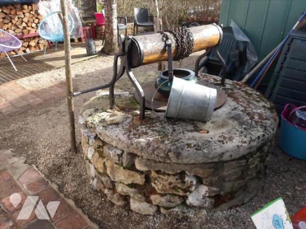 A BEDDES (18) CHER, PRIX NEGOCIABLE - A SAISIR ! Charmante maisonnette de pays en pierres de 42...