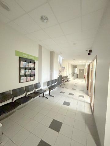 BUREAUX à VENDRE de 231 m²