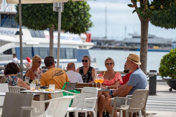 À VENDRE – Fonds de Commerce Restaurant – Emplacement N°1 en Bord de Mer (Fréjus / Saint-Raphaël)