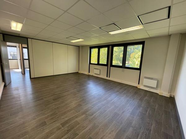 A LOUER BUREAUX DE 63 M2 À 335 M2 - COMPIEGNE ZAC DE MERCIERES