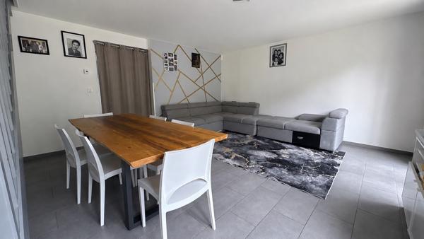 Maison Corbeil-essonnes  5 pièce(s)